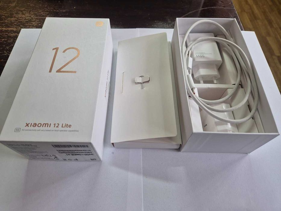 Продавам Xiaomi 12 Lite 5G