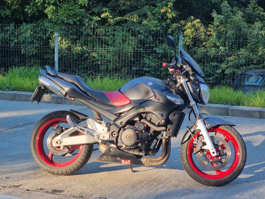 Suzuki gsr600 yoshimura
