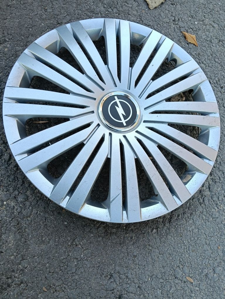 Capac roată de Opel R14 in stare foarte bună
