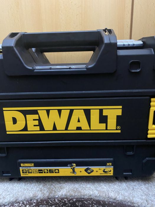 Vand autofiletante dewalt si fierastraie sabie dewalt