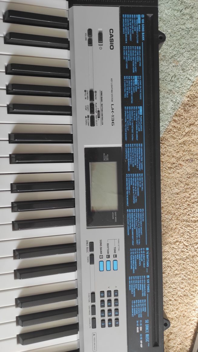 Orga Casio LK - 136