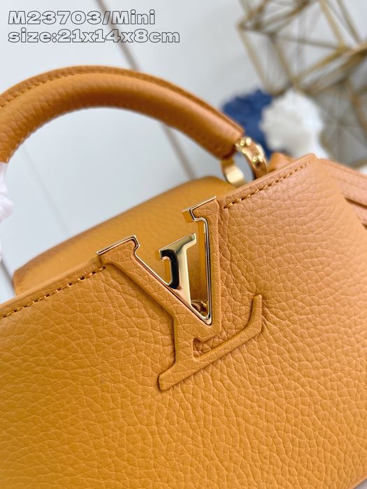 Geanta Louis Vuitton Capucines