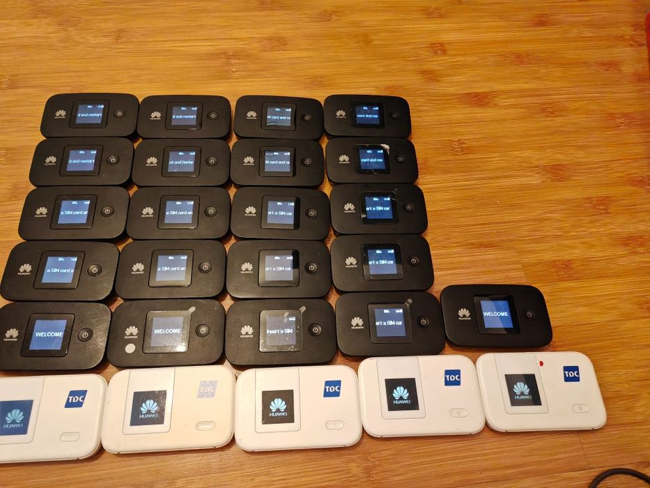Lot 26 Modemuri 4G LTE Huawei E5377 / E5372 + 6 bonus fara baterie