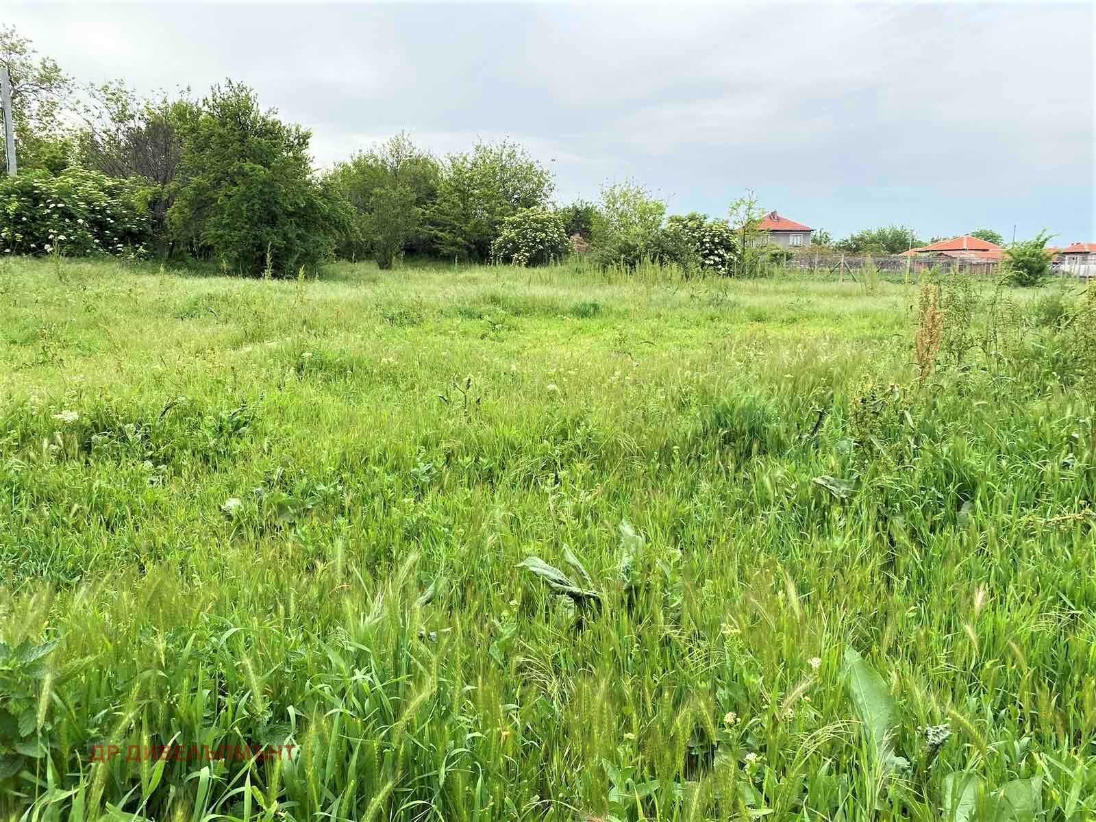 Продава ПАРЦЕЛ област Стара Загора, с. Плодовитово
