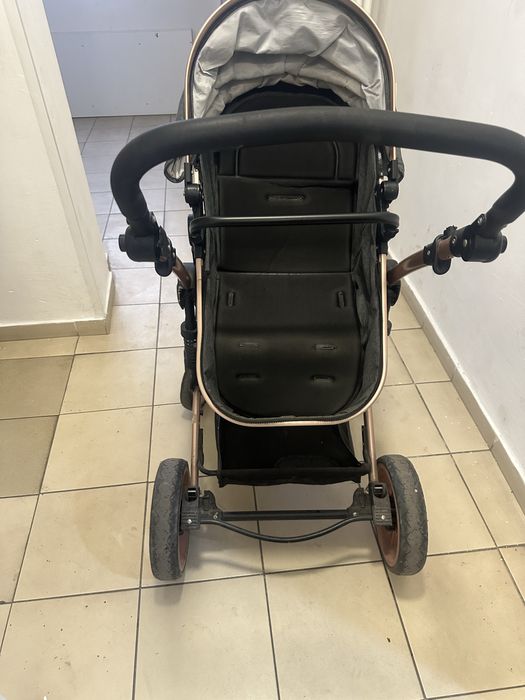 Продам детскую коляску