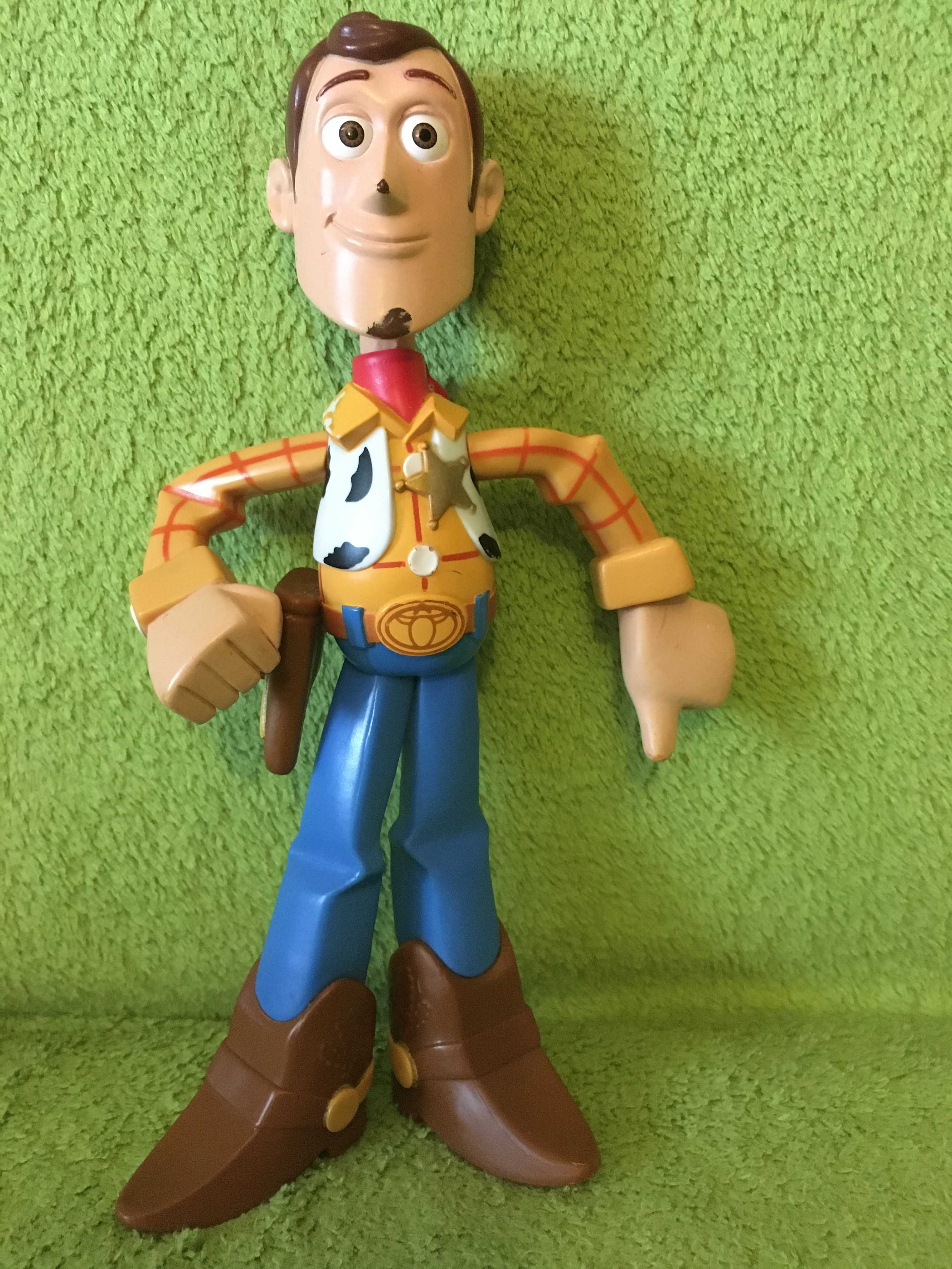 Jucarie interactiva Woody - Toy Story