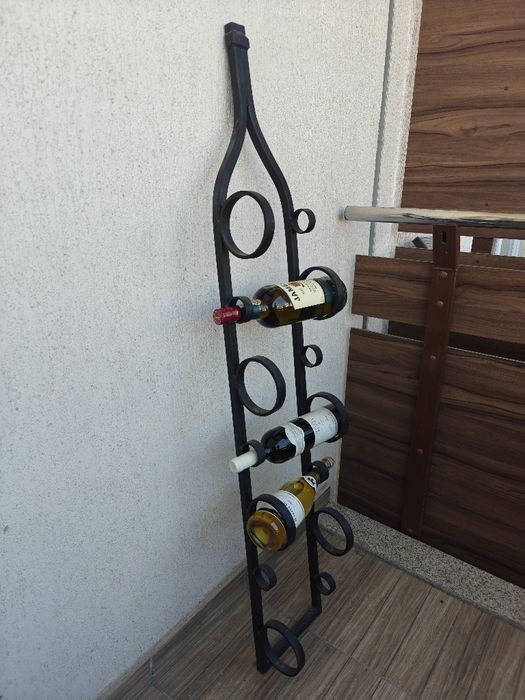 Suport metalic de perete pt sticle, handmade