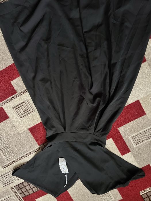 Платьче черное, женское