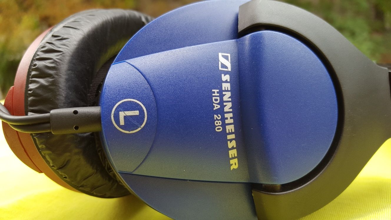 Слушалки  Sennheiser HDA 280