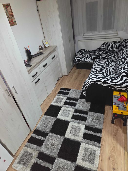 Vând garsonieră in Resita  23000€ Negociabil