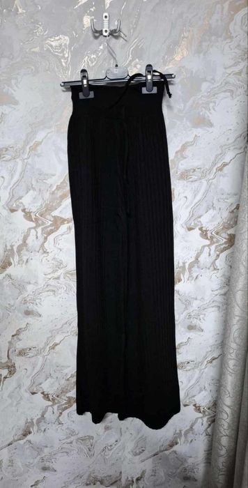 Pantaloni universali