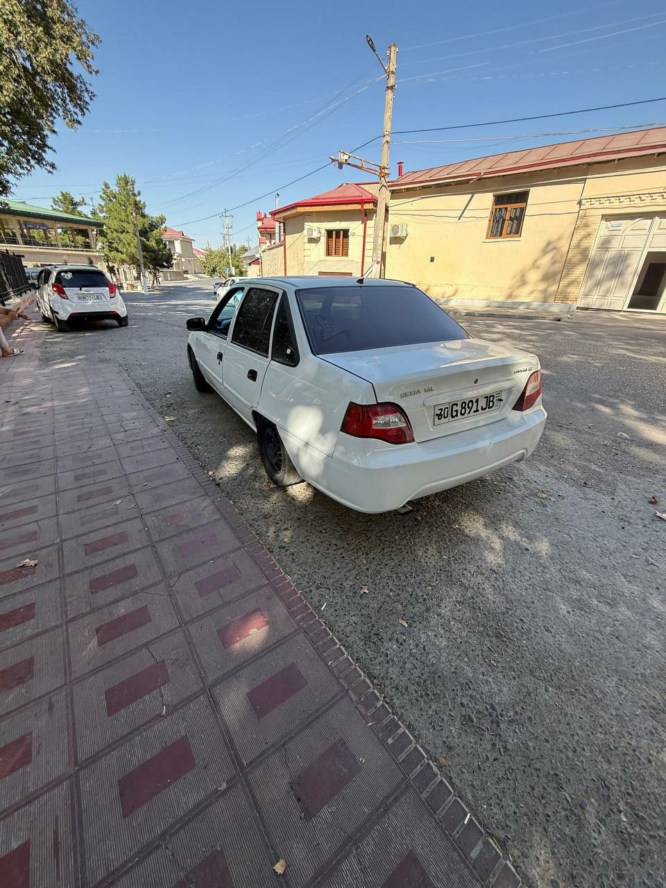 Yili 2015 narxi 3.600 Neksiya dons 1.6