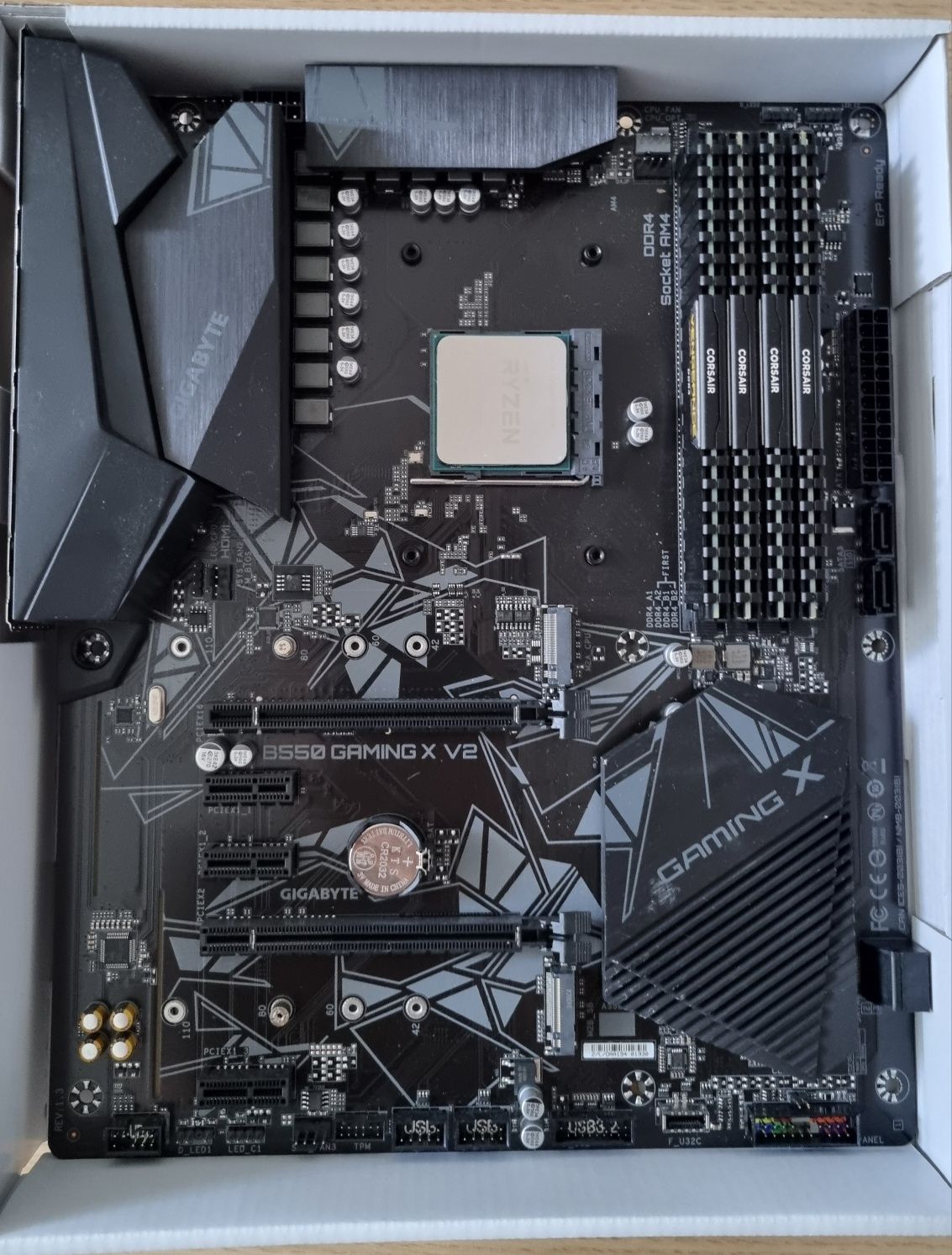 Placa de baza + procesor AM4 + RAM 32gb