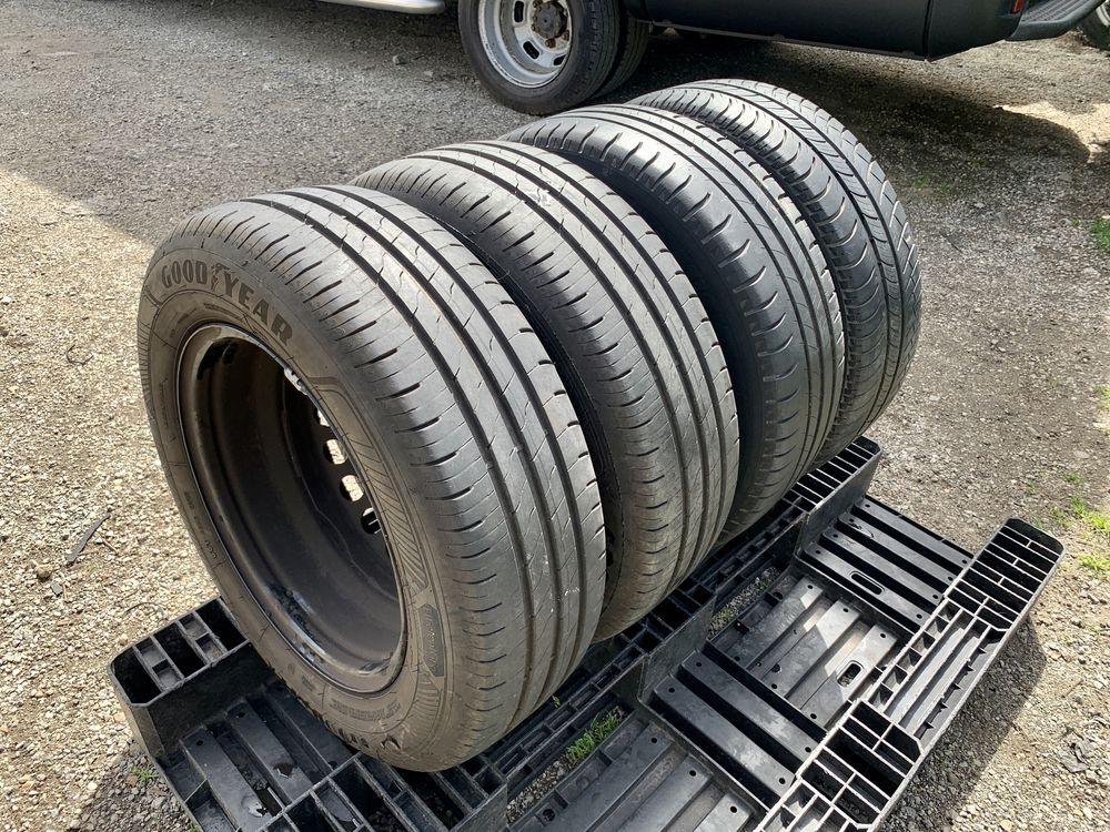 4бр.ДЖАНТИ+ГУМИ 15" 5x112 за Vw Caddy,Golf 5,6,Touran,Skoda,Seat,Audi