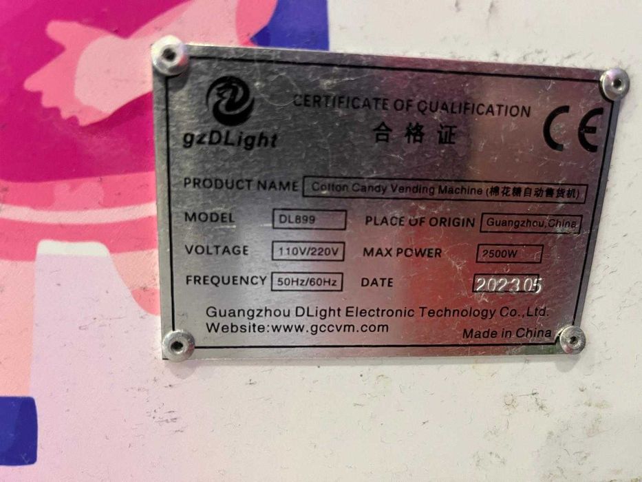 Aparat automat pentru vata de zahar tip Vending