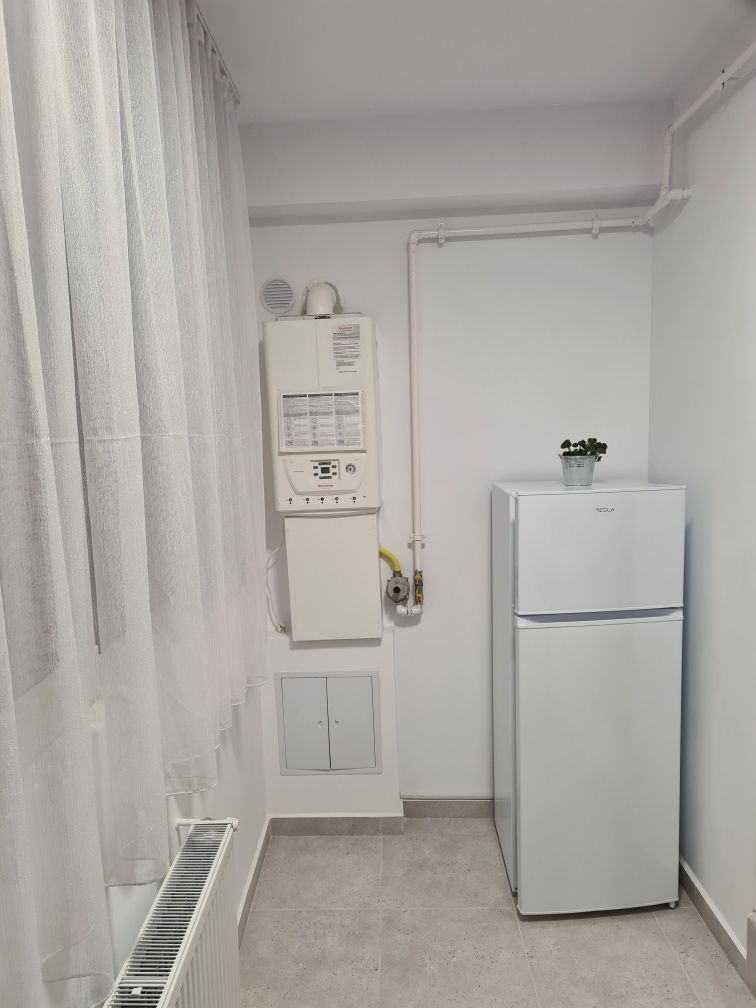 Studio 2 camere de închiriat
