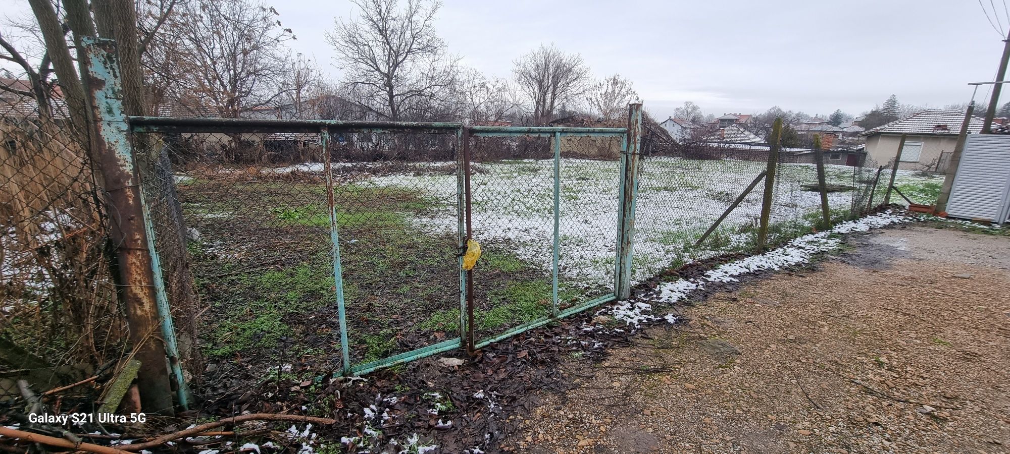 Парцел в с.Поликраище 1000кв