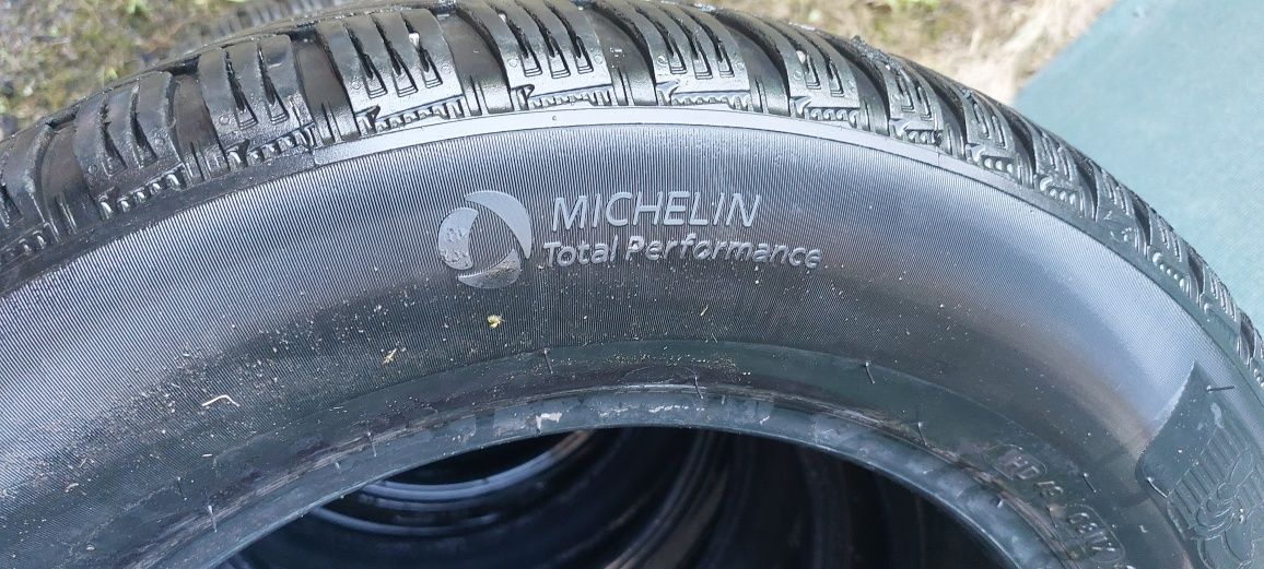 4 Anvelope Michelin iarna 215/60r16 alpin 6