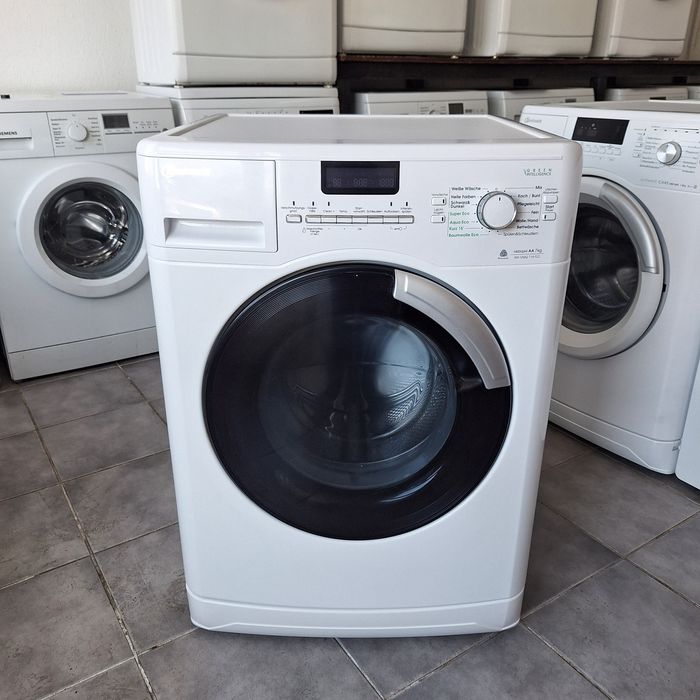 LICHIDARE DE STOC.  Masină de spălat rufe Bauknecht  / wbd 164E3530