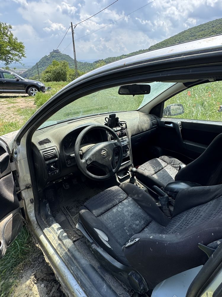 Opel astra g 1.6 8v