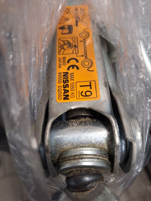 Roata rezerva 215/65/R16 98 M / cric Nissan X-trail T31, T32, J11