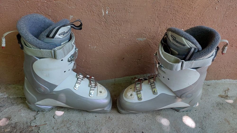Vand clapari ski Atomic