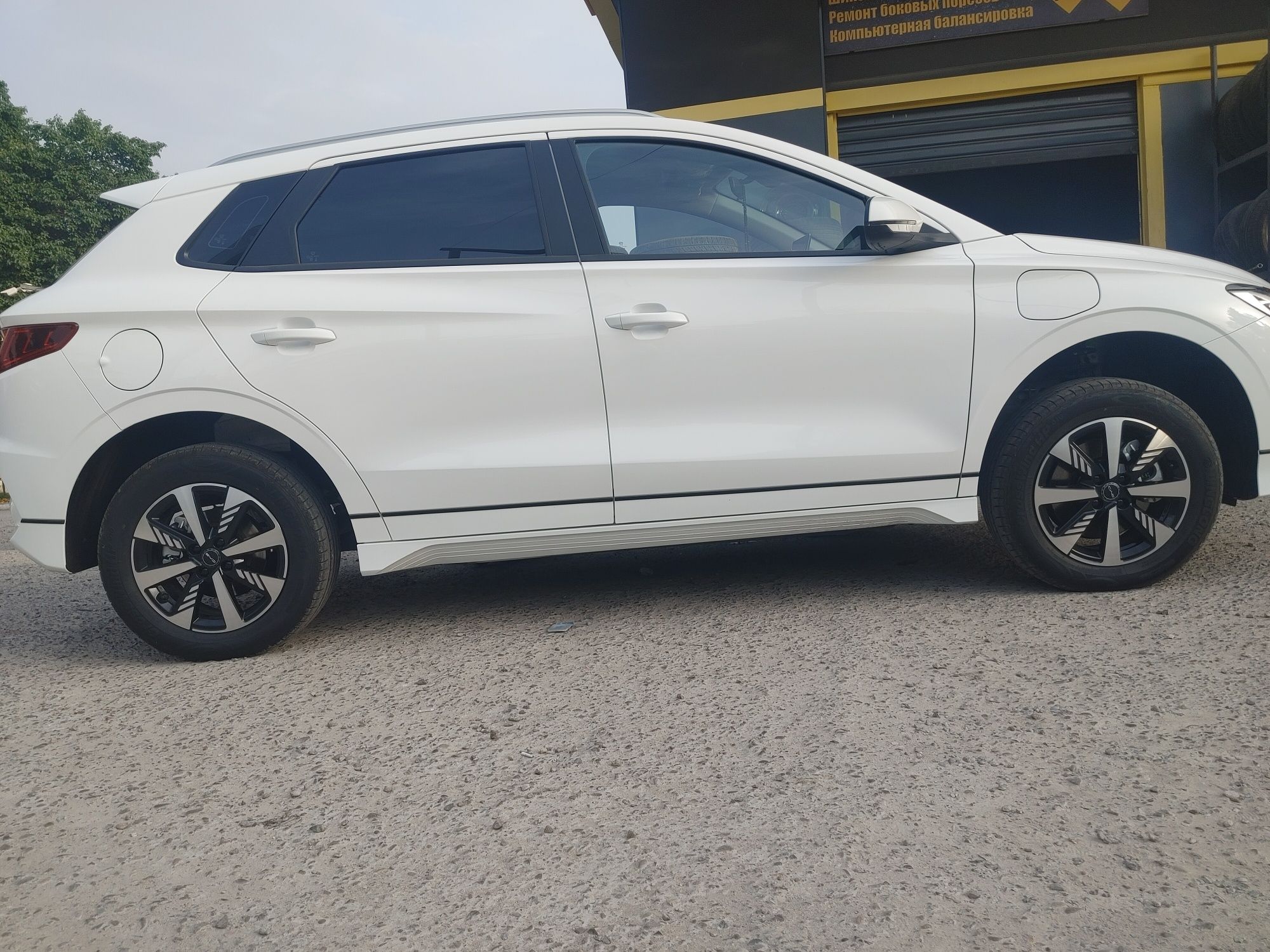 BYD E2 диска балон холати идиял шундо олиб такиб юрасила  размер 16