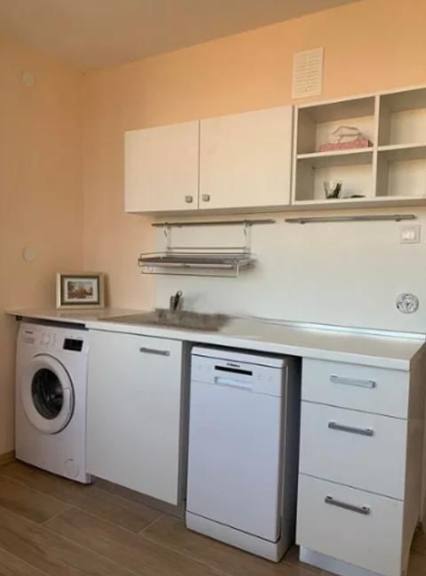 Дава се под наем Двустаен апартамент в София, Сухата река - 65 кв.м за 450 € - Снимка #2