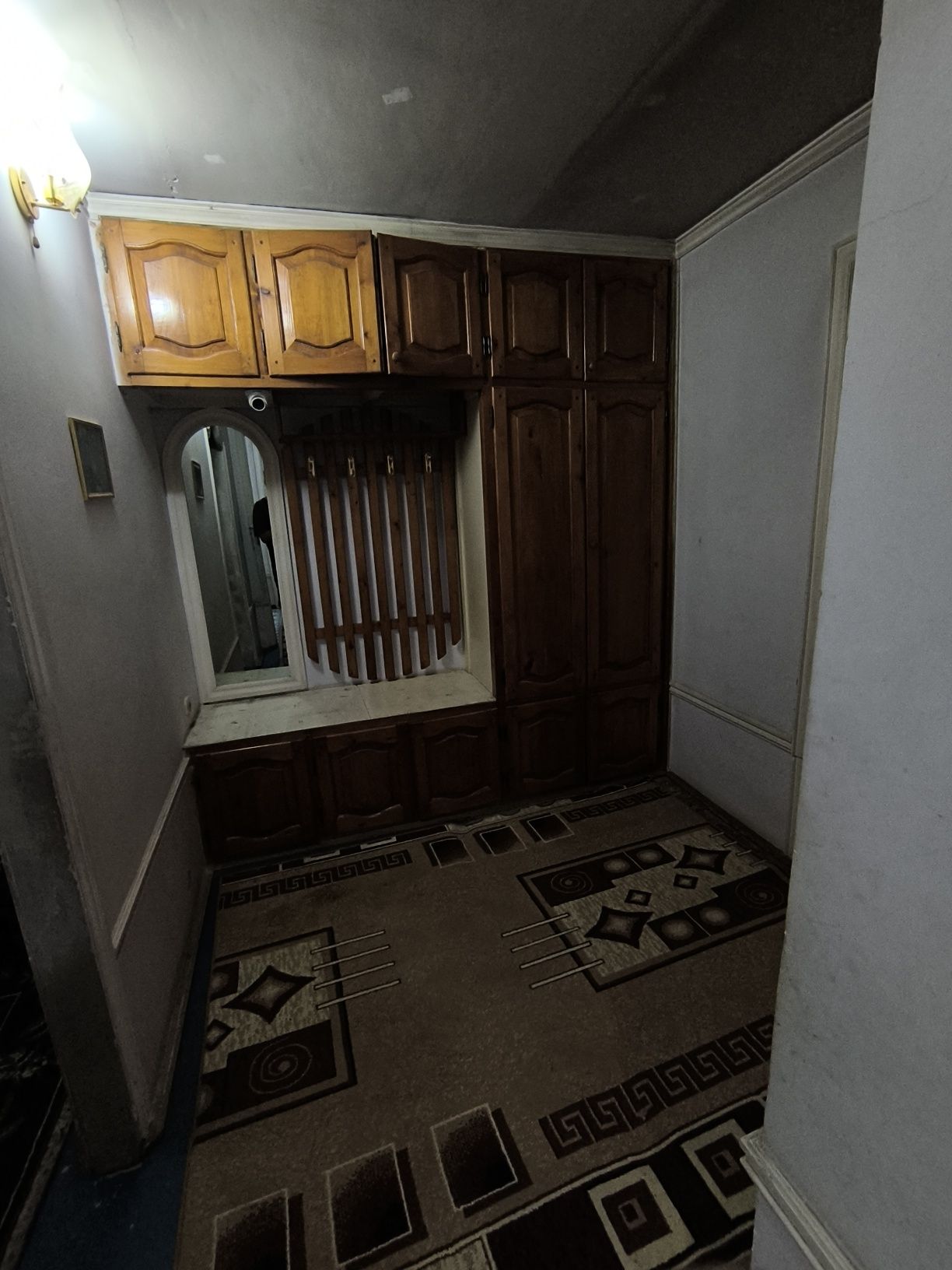 Продаётся 3 х комнатная квартира.