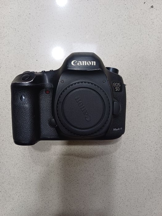 Фотоаппарат кенон Марк3 боди сотилади