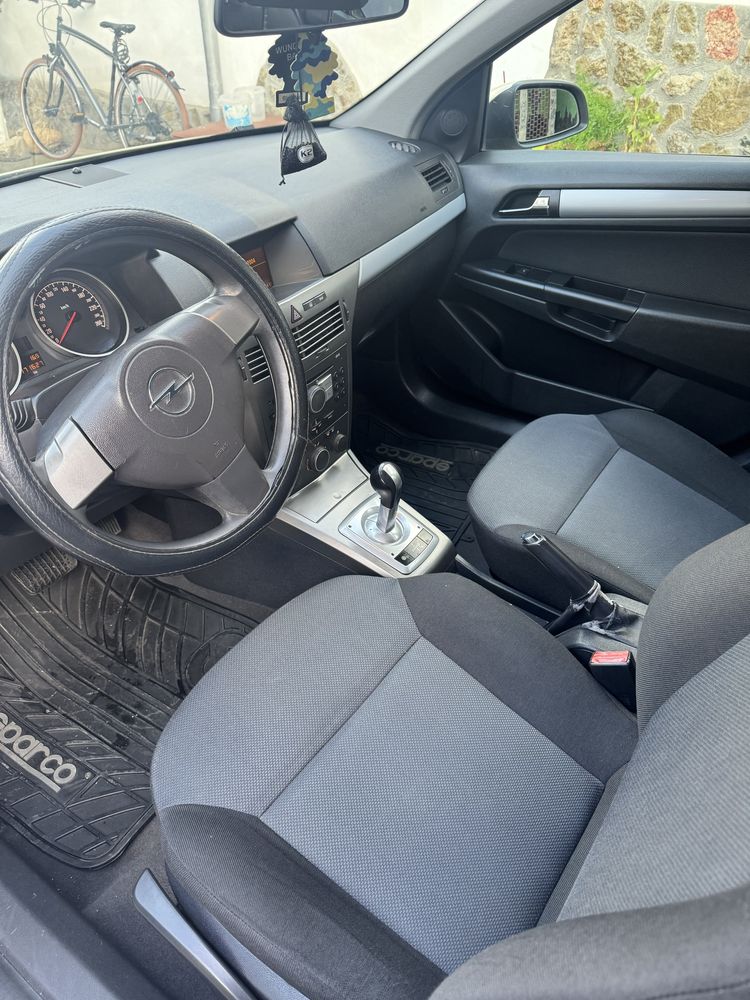 Opel Astra H automat