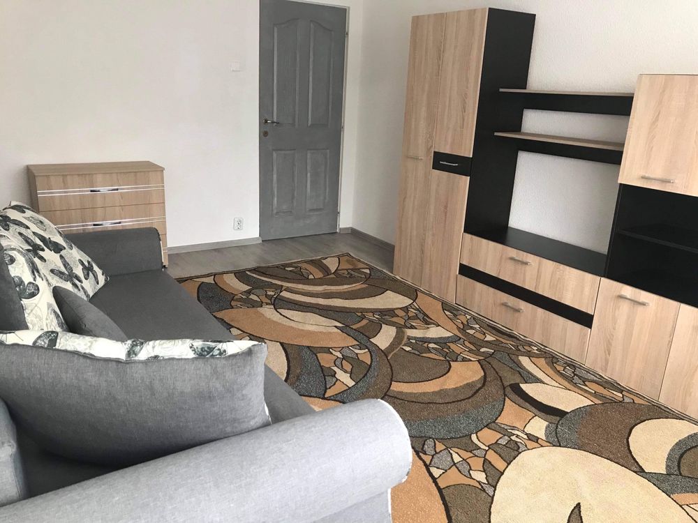 Apartament cu 3 camere disponibil de la data de 15 iulie