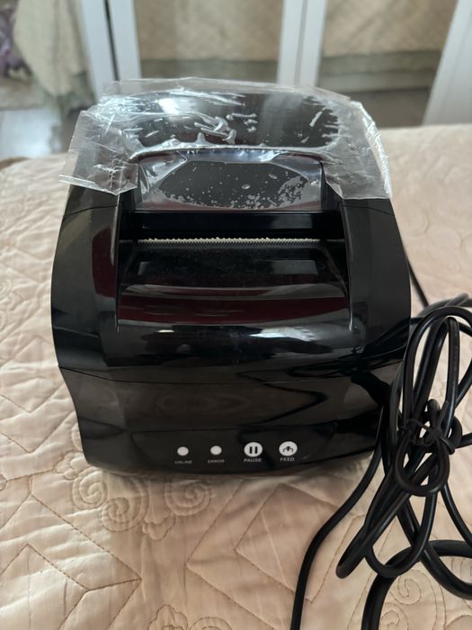 термопринтер этикеток Xprinter XP-365B.