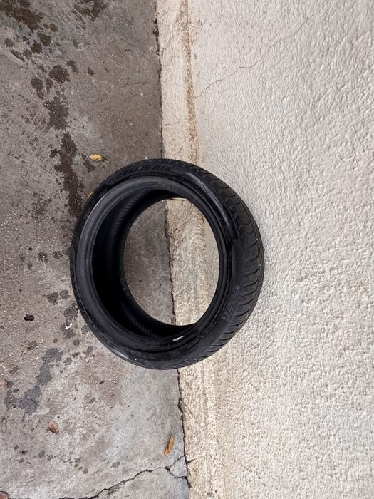Vand cauciucuri iarna Pirelli sotto zero