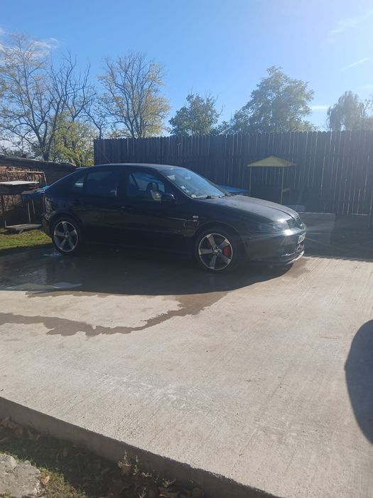 Vând  Seat Leon Cupra pe benzină