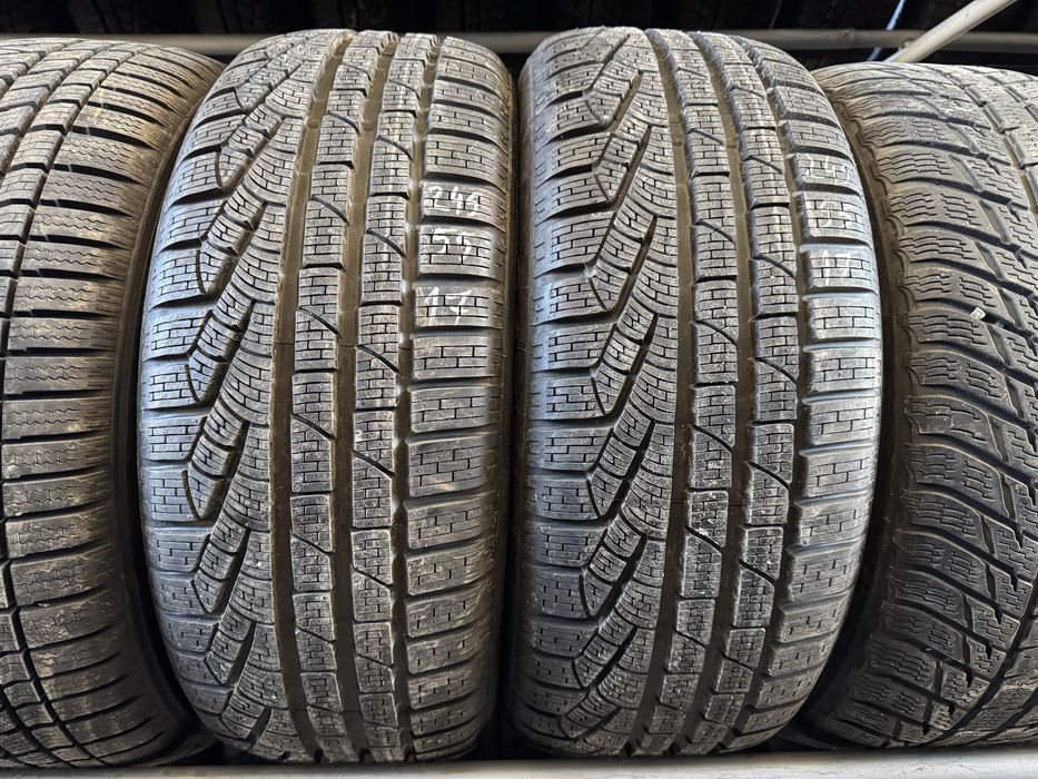 Anvelope Noi 245/55/17 Pirelli