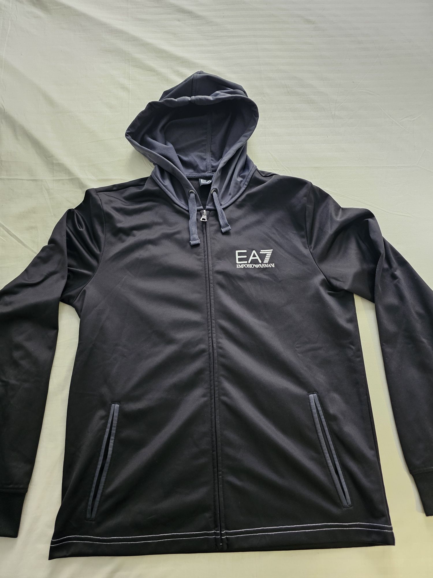 Trening Armani EA7 ( impecabil )