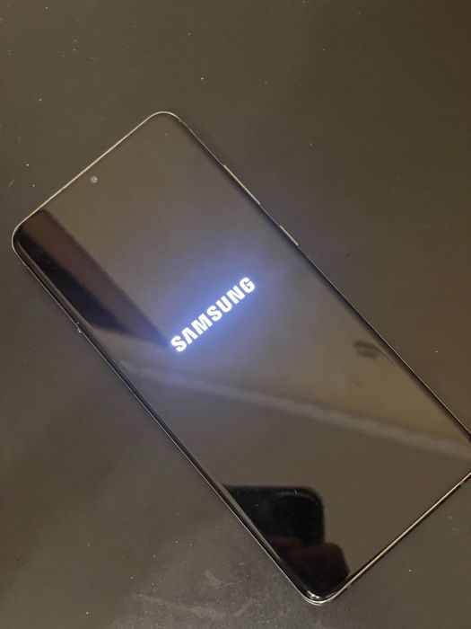 Продам Samsung Galaxy S20 Ultra