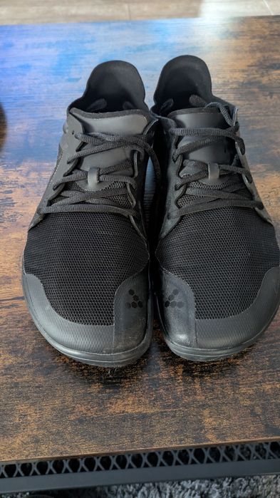 Vivobarefoot primus lite 3