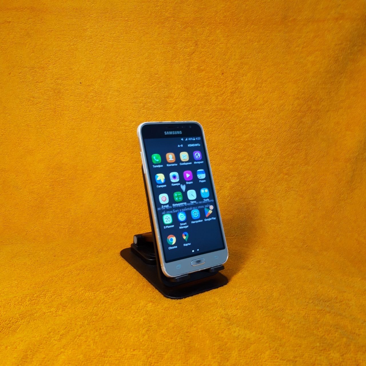 Samsung galaxy J3 sotiladi