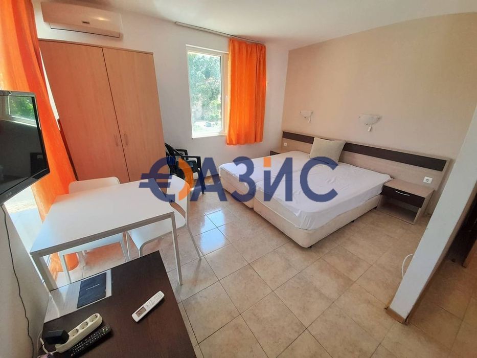 Продава се Едностаен апартамент в к.к. Слънчев бряг - 45 кв.м за 1045 €/кв.м - Снимка #8