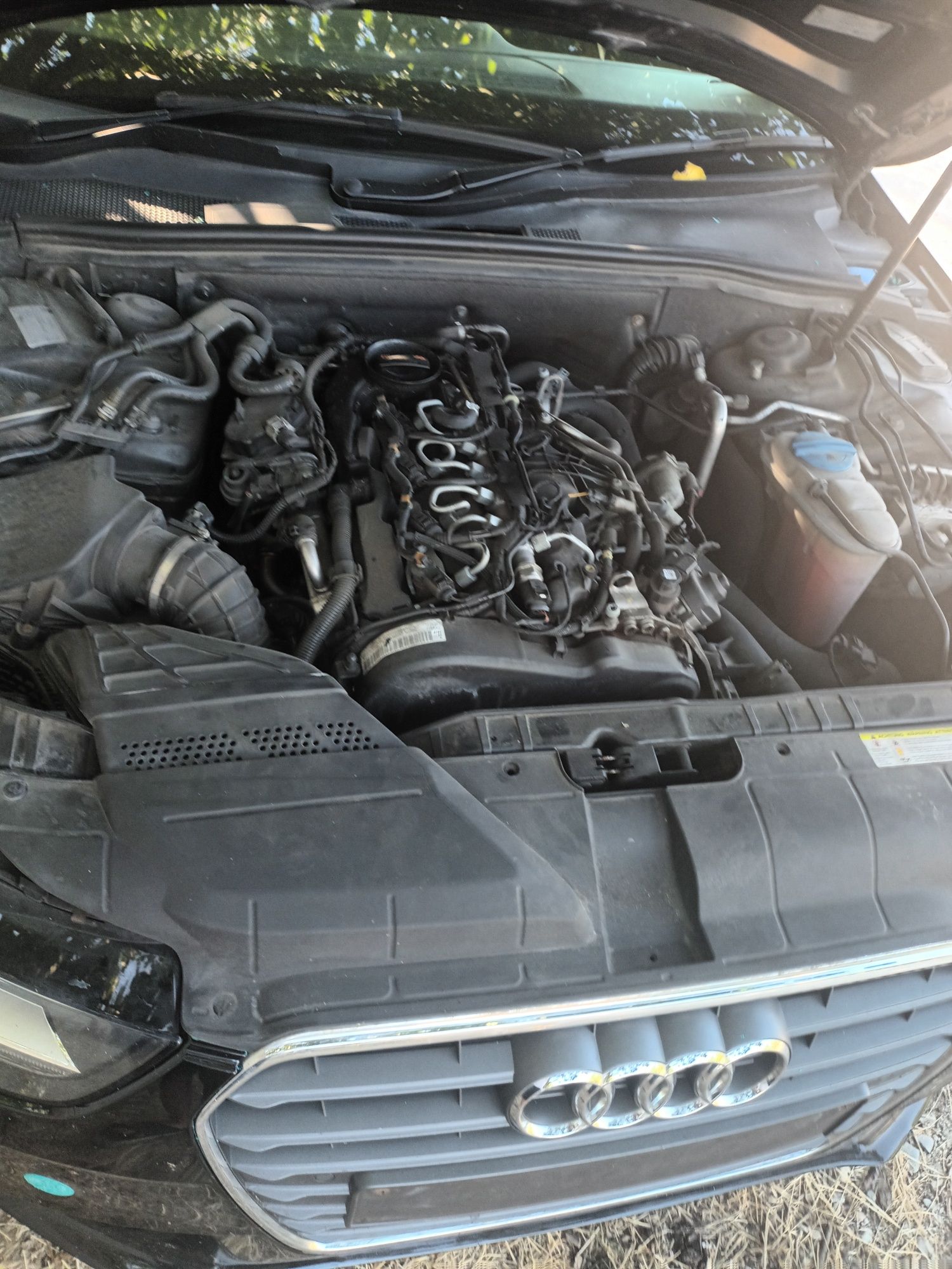 Dezmembrez Audi A4 facelift b8.5 2.0 tfi CJC automat NYM