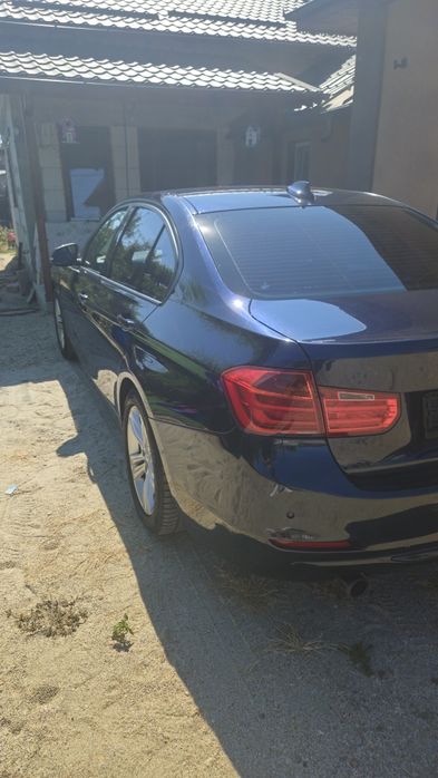 Dezmembrez BMW F30 Sportline 320D N47 184 Cp Manual