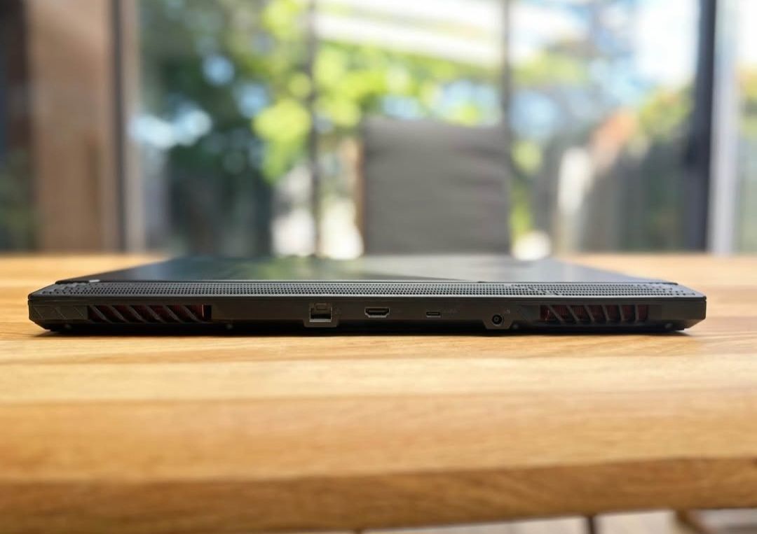 Asus rog g17.  1660Gtx 6gb