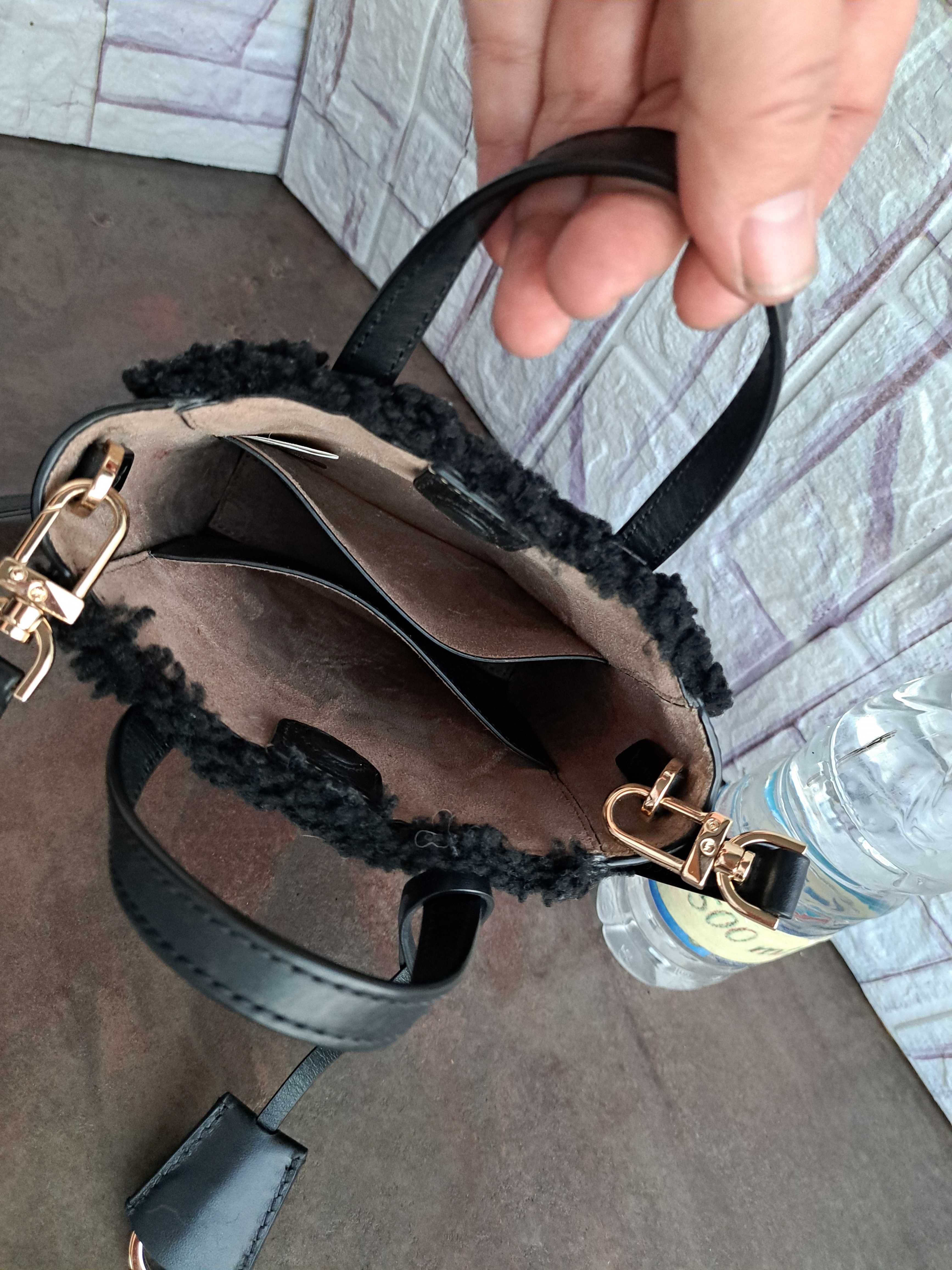 дамска чанта,Michael Kors,малка черна чантичка-естествена кожа