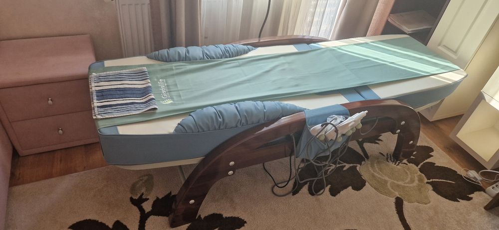 Pat masaj cu role jad