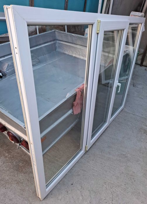 Vând 4 geamuri termopan în stare foarte bună