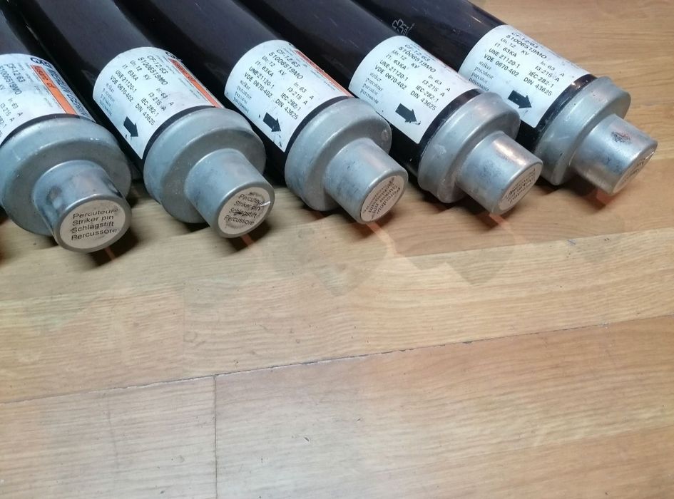 Siguranta medie tensiune Merlin Gerin 6..12 kV - 24kv, 63A, 360mm-45mm