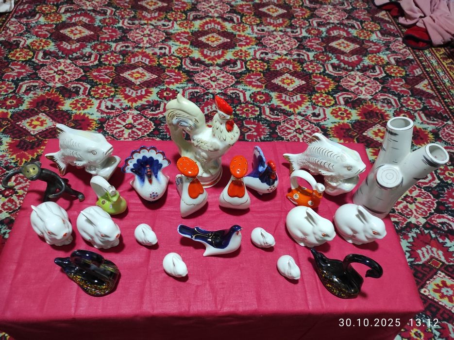 Срочно продаю Статуэтки и кувшинчики Советских времён