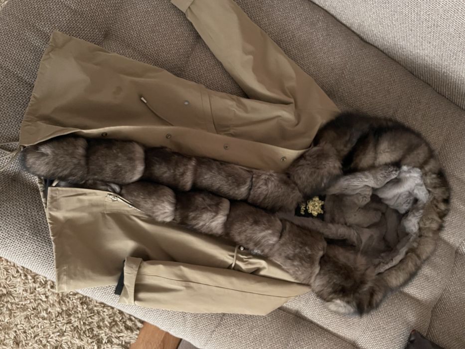 Продам парку состочние отличное